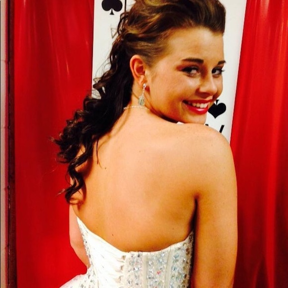 Prom Paparazzi Dress - Picture 3 of 7